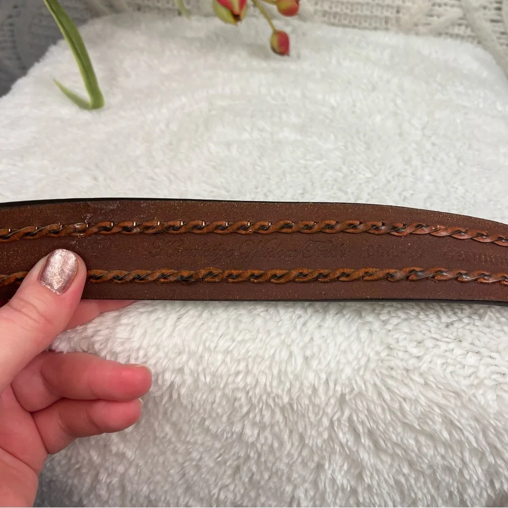 ROBERT GRAHAM | ‎ Brown Tooled Genuine Leather Heart & Floral Belt